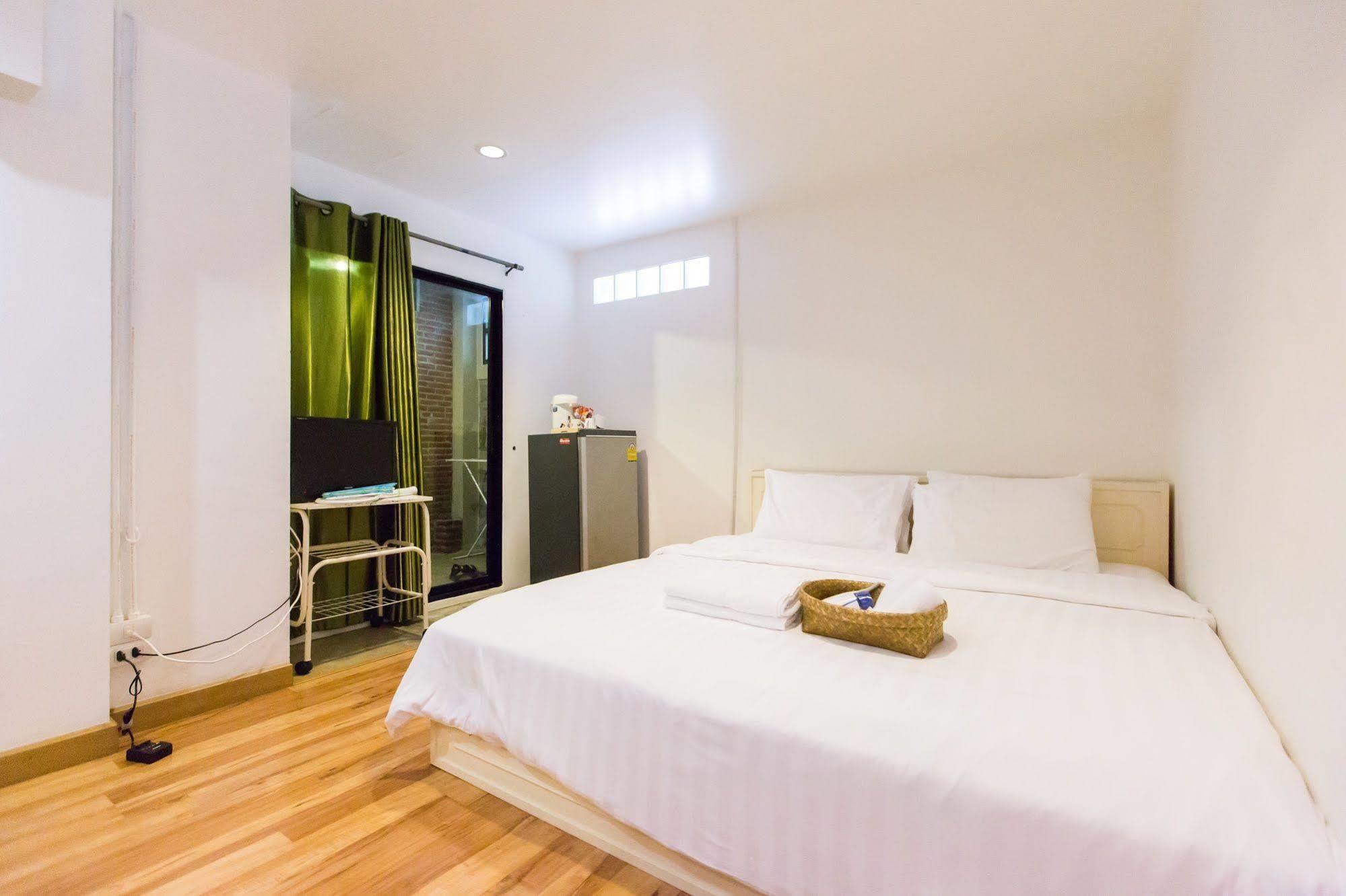 Plern Plern Bed And Bike Hotel Chiang Mai Exterior foto